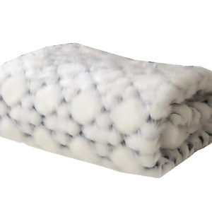 Faux Fur Snow Luxury Throw